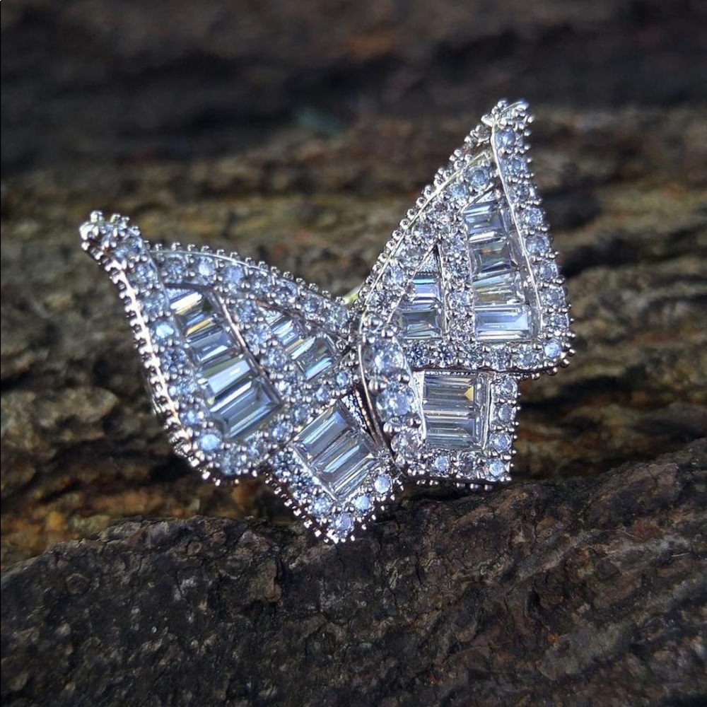 baguette butterfly ring